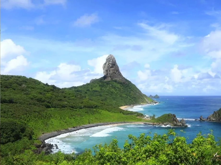 Passeios em Fernando de Noronha - Caminhada Historica