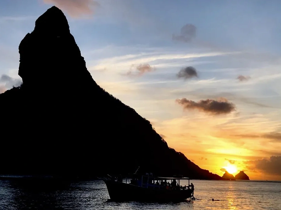Passeios em Fernando de Noronha - Entardecer