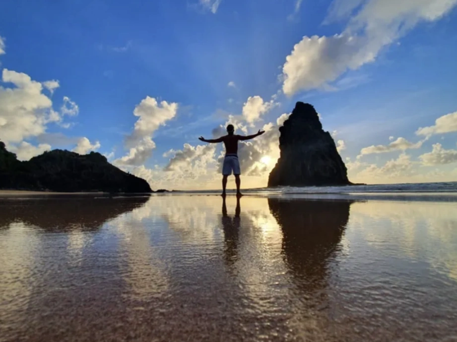 Passeios em Fernando de Noronha - Trilha Costa Esmeralda