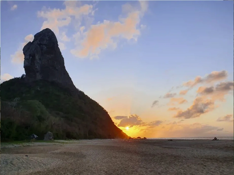 Passeios em Fernando de Noronha - Trilha Costa Esmeralda